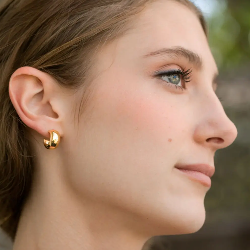 Demure Huggie Hoops